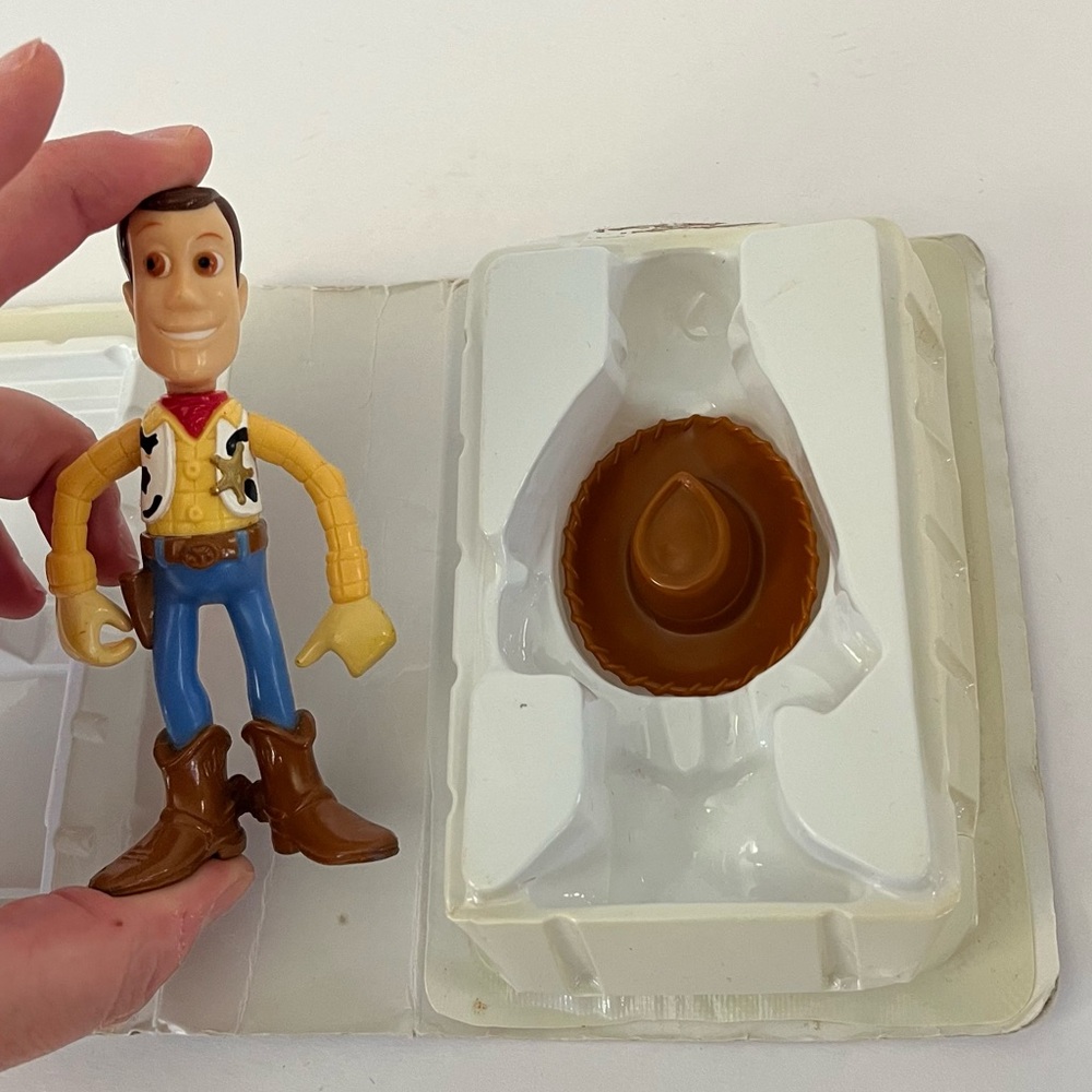 Vintage McDonalds Walt Disney Masterpiece Collection TOY STORY - WOODY-